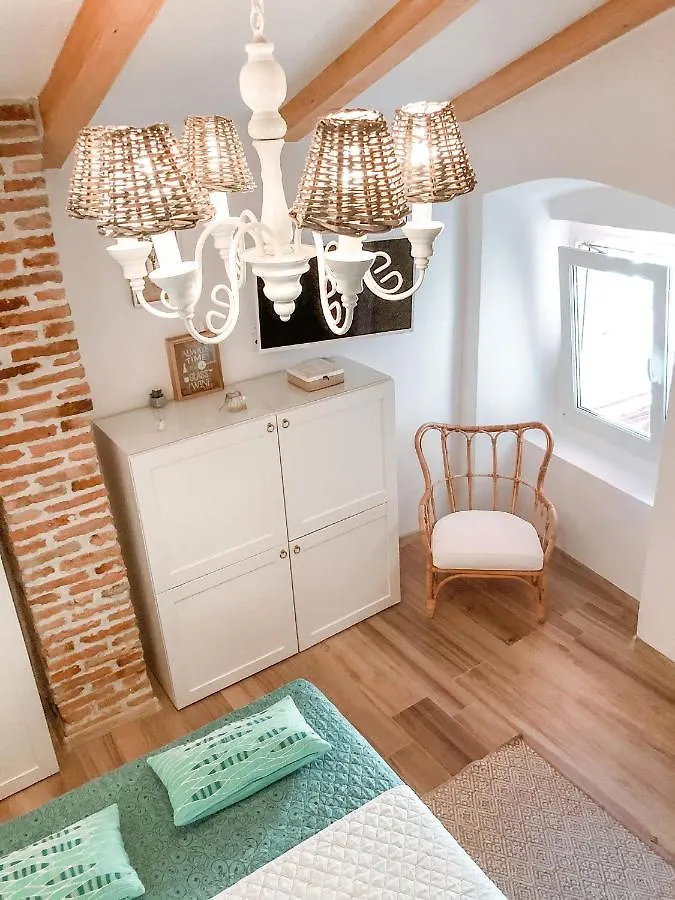 Ivo Veja Studios By Ivo-Vejacom Krk Town Apartment